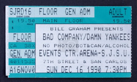 Foto de San José, California - 16 de diciembre de 1990 - Old used ticket for the duo concert of Bad Company - Damn Yankees at the Events Center Arena - Imagen libre de derechos