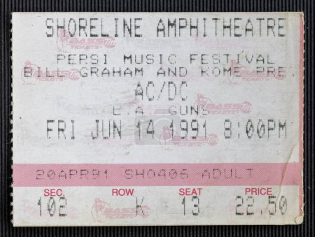 Foto de Mountain View, California - 14 de junio de 1991 - Antigua entrada usada para el concierto de AC-DC en el Anfiteatro Shoreline - Imagen libre de derechos