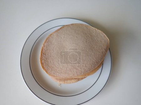Téléchargez les photos : Détail de pile de crêpes sur une assiette servie - en image libre de droit