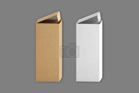 Foto de Embalaje de caja abierta marrón y blanco Kraft maqueta aislada sobre fondo blanco. vertical caja de Kraft packaging.3d rendering. - Imagen libre de derechos