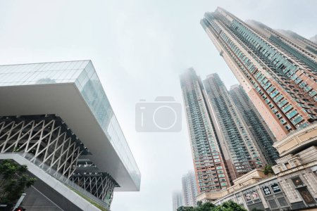 Téléchargez les photos : Tseung Kwan O, Hong Kong - 12 avril 2023 : Hong Kong Design Institute (HKDI) Campus - en image libre de droit
