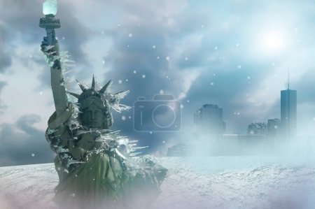 Foto de La congelada Estatua de la Libertad en hielo en Nueva York como símbolo del calentamiento global y el problema del cambio climático, 3d render - Imagen libre de derechos