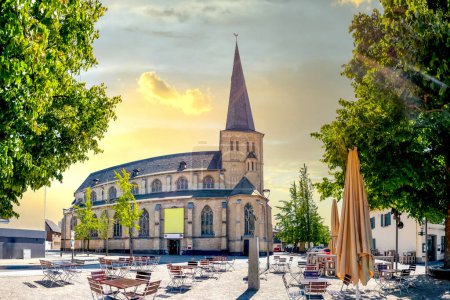 Téléchargez les photos : Église à Moenchengladbach, Allemagne - en image libre de droit