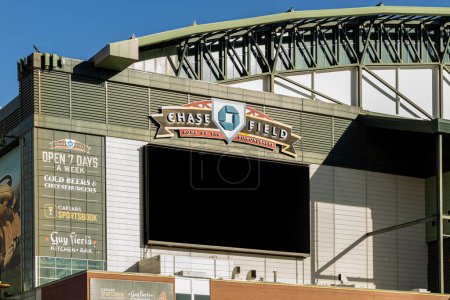 Téléchargez les photos : Phoenix, AZ, États-Unis - 28 octobre 2023 : Chase Field est situé dans le centre-ville de Phoenix et abrite les Diamondbacks de l'Arizona. - en image libre de droit