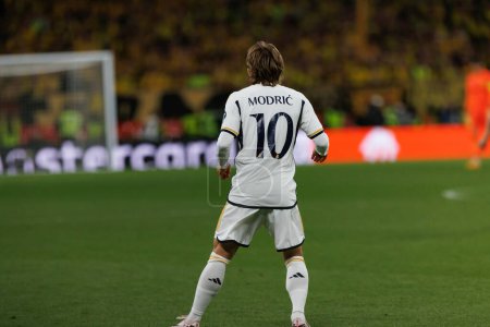 Foto de Luka Modric durante el partido final de la Champions League 2024 entre Borussia Dortmund y el Real Madrid (Maciej Rogowski) - Imagen libre de derechos