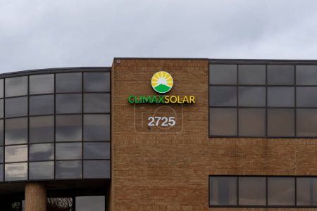 Foto de Oficina de Climax Solar en Kalamazoo, Michigan, EE.UU., 2 de mayo de 2023. Climax Solar es un proveedor de equipos de energía solar. - Imagen libre de derechos