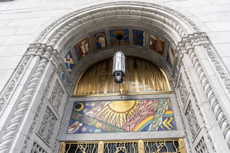 Téléchargez les photos : Édifice du hall - L'une des plus belles entrées de Toronto - en image libre de droit
