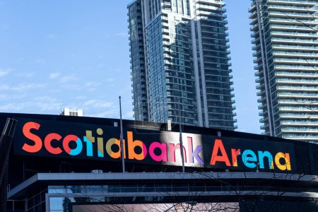 Téléchargez les photos : Toronto, Canada - 9 novembre 2020 : Scotiabank Arena à Toronto. L'aréna Banque Scotia, ancien Centre Air Canada renommé le 1er juillet 2018, est un aréna sportif intérieur polyvalent à Toronto.. - en image libre de droit