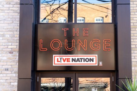 Téléchargez les photos : Toronto, Canada - 14 novembre 2020 : Panneau de The Lounge at Live Nation à Toronto, Canada. Le salon Live Nation est un lieu de spectacles et d'événements à Toronto. - en image libre de droit