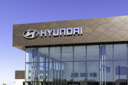 Photo for Orlando, Florida, USA - January 21, 2020: Exterior view of Hyundai car dealership in Orlando, Florida, USA. The Hyundai Motor Company is a South Korean automotive manufacturer. - Royalty Free Image