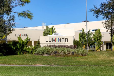 Téléchargez les photos : Le siège de la technologie Luminar est présenté à Orlando, Floride, États-Unis, le 8 février 2020. Luminar Technologies, Inc. développe et fabrique des capteurs LiDAR pour véhicules. - en image libre de droit