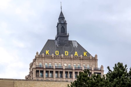 Foto de El edificio de la sede central mundial de Kodak se ve el 3 de marzo de 2020 en Rochester, NY, EE. UU. La Eastman Kodak Company es una empresa pública estadounidense. - Imagen libre de derechos