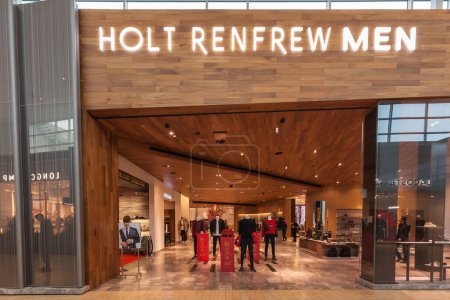 Téléchargez les photos : Toronto, Canada - le 23 février 2018 : Holt Renfrew devant le centre commercial de Toronto, une chaîne de grands magasins canadiens haut de gamme spécialisés dans une gamme de marques de luxe et de boutiques de créateurs. - en image libre de droit