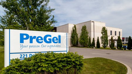 Foto de Aurora, Ontario, Canadá - 10 de junio de 2018: Sede de PreGel Canada en Aurora, Ontario, Canadá. PreGel es un fabricante italiano líder de ingredientes de gelato, helados y mezclas de yogur congelado.. - Imagen libre de derechos