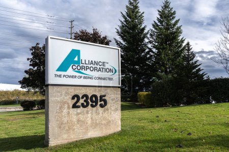 Foto de Mississauga, Ontario, Canadá- 20 de octubre de 2018: Signo de Alliance Corporation. Alliance Corporation fabrica y distribuye equipos para la industria inalámbrica. - Imagen libre de derechos