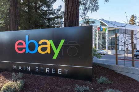 Téléchargez les photos : San Jose, Californie, États-Unis - 29 mars 2018 : signature eBay au siège d'eBay à San Jose, Californie. eBay Inc. est une multinationale du commerce électronique. - en image libre de droit