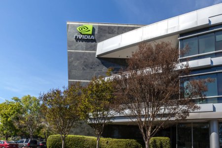 Foto de Santa Clara, California, EE.UU. - 29 de marzo de 2018: Señal de Nvidia en la sede de Nvidia en Silicon Valley. Nvidia Corporation es una empresa de tecnología estadounidense. - Imagen libre de derechos