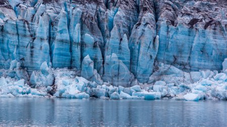Téléchargez les photos : Glacier dans le parc national Glacier Bay, Alaska - en image libre de droit