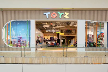 Foto de Houston, Texas, Estados Unidos - 25 de febrero de 2022: Tienda Toyz en un centro comercial. USA Toyz es una tienda de juguetes. - Imagen libre de derechos