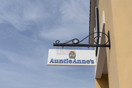 Photo for Orlando, Florida, USA- January 21, 2022: Auntie Anne's store sign is seen in Orlando, Florida, USA. Auntie Anne's is an American franchised chain of pretzel shops. editorial use only. - Royalty Free Image