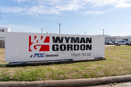 Photo for Houston, TX, USA - March 2, 2022: Wyman Gordon sign on its headquarters in Houston, TX, USA. Wyman-Gordon is a company that designs and manufactures complex metal components. - Royalty Free Image
