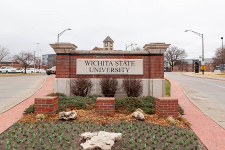 Téléchargez les photos : Wichita, Kansas, États-Unis - 22 mars 2022 : Wichita State University Wichita, Kansas, États-Unis. Wichita State University (WSU) est une université publique de recherche . - en image libre de droit