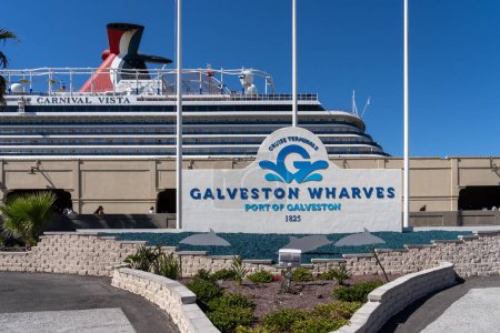 Téléchargez les photos : Galveston, Texas, États-Unis - 12 mars 2022 : Port de Galveston, Texas, États-Unis le 12 mars 2022. Le port appartient à la municipalité et est géré par le conseil d'administration des quais Galveston.. - en image libre de droit
