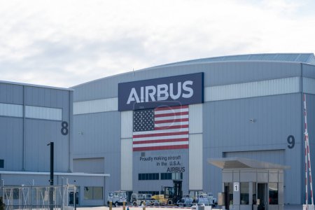 Téléchargez les photos : Mobile, Alabama, USA - 11 février 2022 : Installation Airbus USA à Mobile, Alabama, USA. Airbus SE est une multinationale aérospatiale européenne. - en image libre de droit