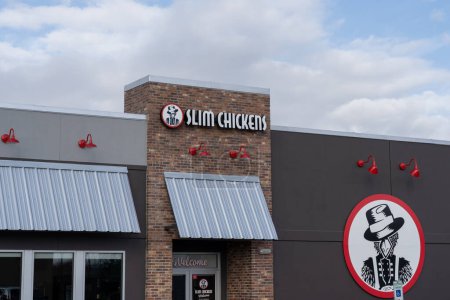 Photo for Pearland, Texas, USA - February 16, 2022: A Slim Chickens restaurant in Pearland, Texas, USA. Slim Chickens is a fast-casual restaurant chain. - Royalty Free Image