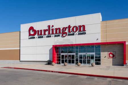 Photo for Houston, Texas, USA - March 13, 2022: A Burlington store in Houston, Texas, USA on March 13, 2022. Burlington is an American national off-price department store retailer. - Royalty Free Image
