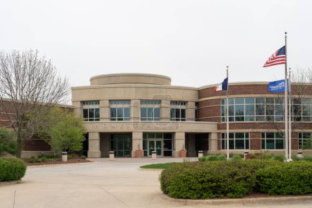 Foto de Sede de Homesteaders Life Company en West Des Moines, Iowa, EE.UU., 6 de mayo de 2023. Homesteaders Life Co es una compañía de seguros mutuos. - Imagen libre de derechos
