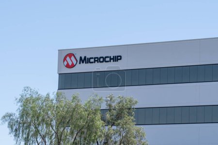Foto de Sede central de Microchip en Chandler, Arizona, Estados Unidos, 26 de mayo de 2023. Microchip Technology Inc. es una corporación estadounidense cotizada en bolsa. - Imagen libre de derechos