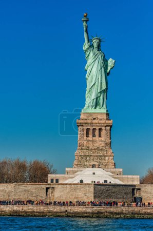 Téléchargez les photos : Statue of Liberty on Liberty Island. USA. - en image libre de droit