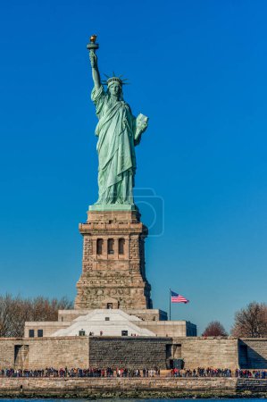 Téléchargez les photos : Statue of Liberty on Liberty Island. USA. - en image libre de droit