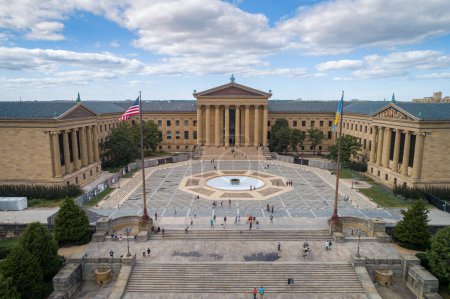 Foto de The Philadelphia Pennsylvania Museum of Art. 72 stone steps before entrance of Philadelphia Museum of Art, in Philadelphia, Pennsylvania - Imagen libre de derechos