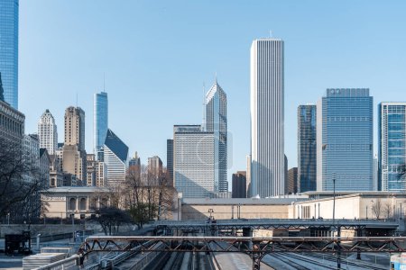 Foto de Chicago Cityscape with railway. Illinois - Imagen libre de derechos