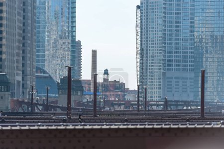 Téléchargez les photos : Chicago Business District, Downtown, Skyscraper. Construction de ponts. Illinois - en image libre de droit