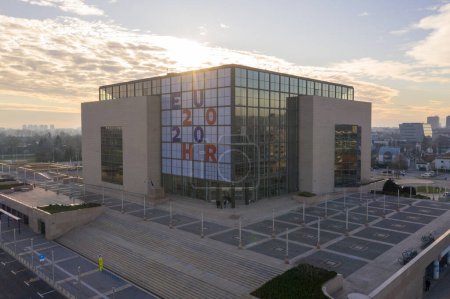 Téléchargez les photos : Bibliothèque nationale et universitaire à Zagreb, Croatie - en image libre de droit