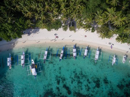 Téléchargez les photos : Papaya Beach in El Nido, Palawan, Philippines. Tour A route and Place. - en image libre de droit