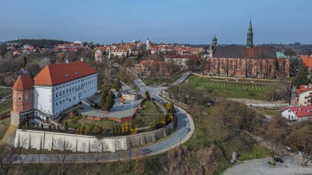 Schloss und Dombasilika in der Stadt Sandomierz, Polen.