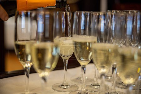 Foto de Champagne glasses. Party and holiday celebration concept. High quality photo - Imagen libre de derechos