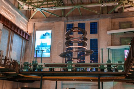 Téléchargez les photos : New Battersea Power Station in London England UK operating as a new shopping mall and cinema interior design. - en image libre de droit