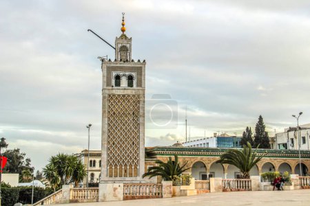 Téléchargez les photos : Médina de Tunis, Mosquée de la Kasbah - en image libre de droit