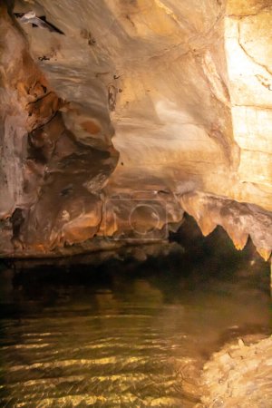 Téléchargez les photos : Grotte d'Ain Dhab à Siliana, Tunisie, Afrique du Nord - en image libre de droit