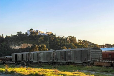 Foto de Carro de tren antiguo en el abandonado - Imagen libre de derechos