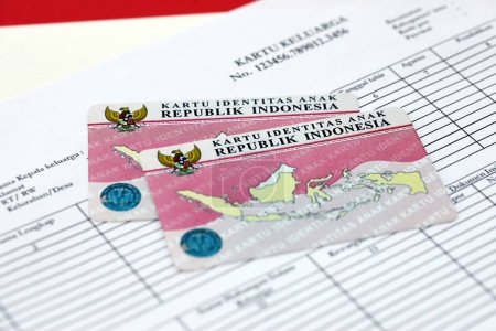 Documento de identidad infantil de Indonesia Kartu Identitas Anak o KIA. Documento de identidad para niños indonesios de cerca