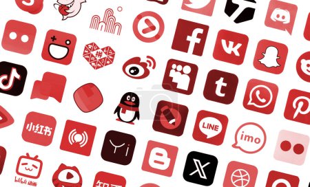 Téléchargez les photos : KYIV, UKRAINE - 1er AVRIL 2024 De nombreuses icônes des médias sociaux, messagers, plateformes de partage vidéo et autres services populaires et sites Web imprimés sur papier blanc en couleur rouge - en image libre de droit