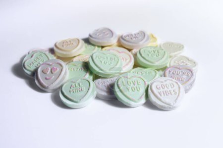 Foto de Candy Love corazones aislados en blanco - Imagen libre de derechos