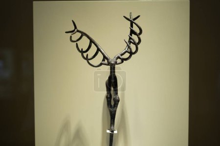Foto de Estatua de ciervo en el Museo de las Civilizaciones Anatólicas (Anadolu Medeniyetleri Muzesi). Ankara, Turquía - 16 de agosto de 2023. - Imagen libre de derechos