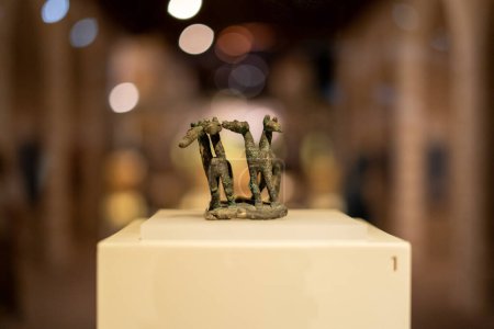 Foto de Caballos de doble cabeza en el Museo de Civilizaciones Anatólicas (Anadolu Medeniyetleri Muzesi). Ankara, Turquía - 16 de agosto de 2023. - Imagen libre de derechos